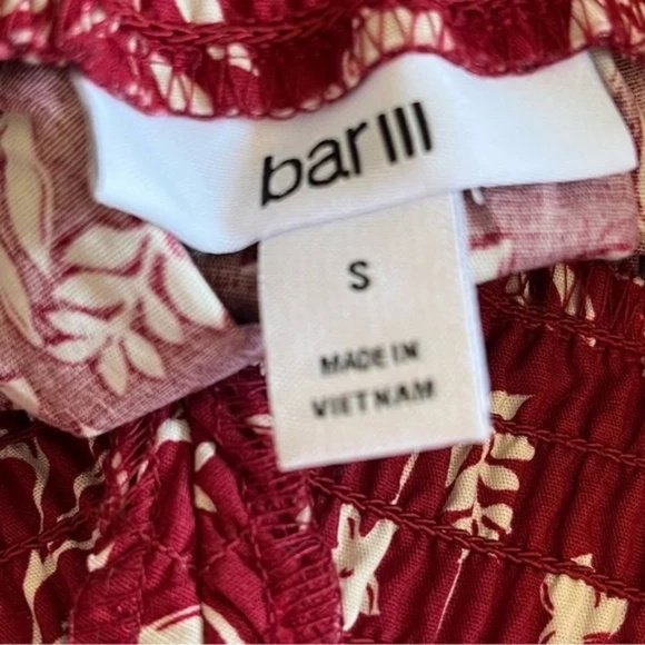 Bar III | New Red Off The Shoulder Floral Print Smocked Cotton Crop Top, Small - Picture 5 of 7